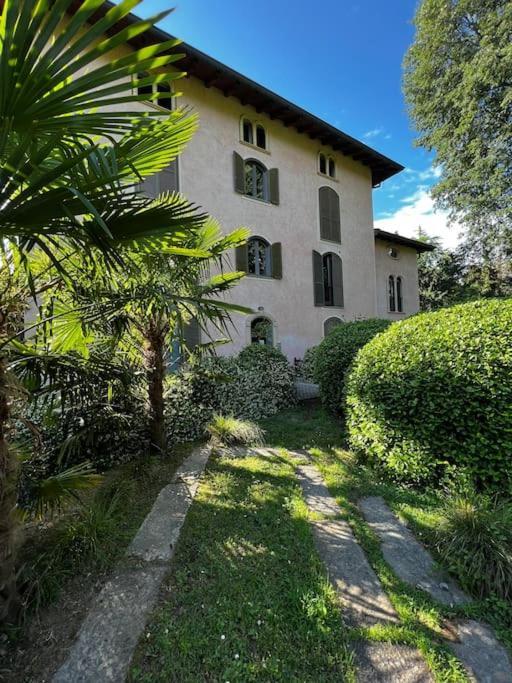 Appartamento In Villa Storica Oleggio Castello Zewnętrze zdjęcie